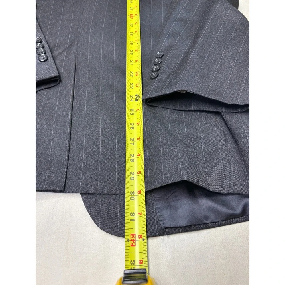Jos. A. Bank Signature Collection Mens Wool Pinstripe Suit 44SH W42xL28 Charcoal